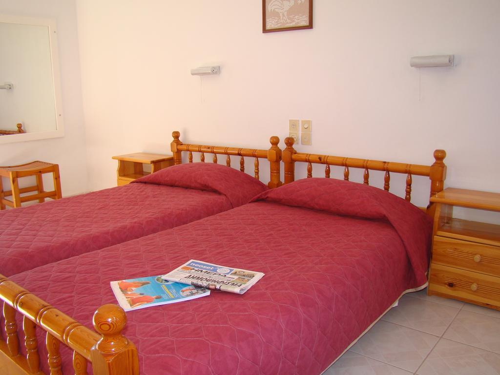 Stelios Studios Tragaki Chambre photo
